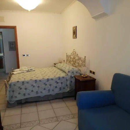 Pithecusa Apartamento *